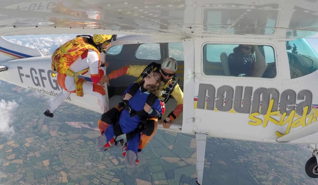 videowoman Elodie saut en parachute tandem Lessay Normandie